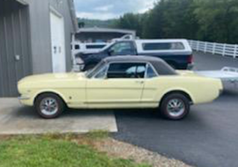 1st Image of a 1966 FORD MUSTANG