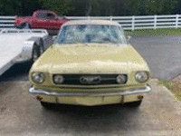 Image 3 of 8 of a 1966 FORD MUSTANG