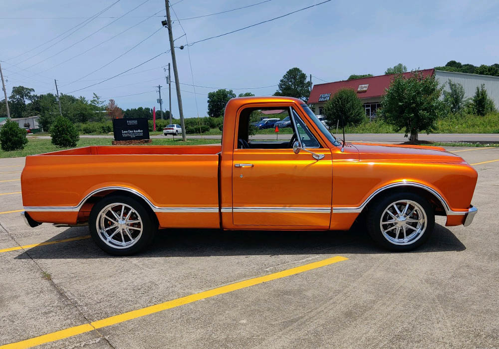 7th Image of a 1968 CHEVROLET C10