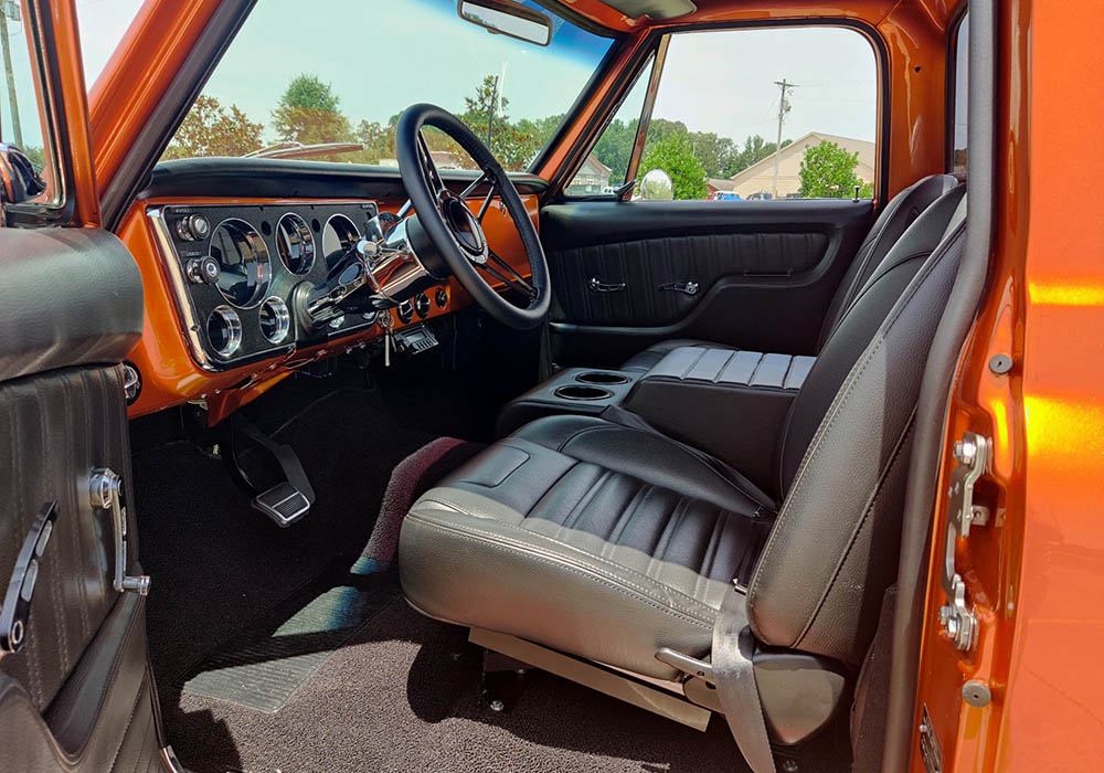 13th Image of a 1968 CHEVROLET C10