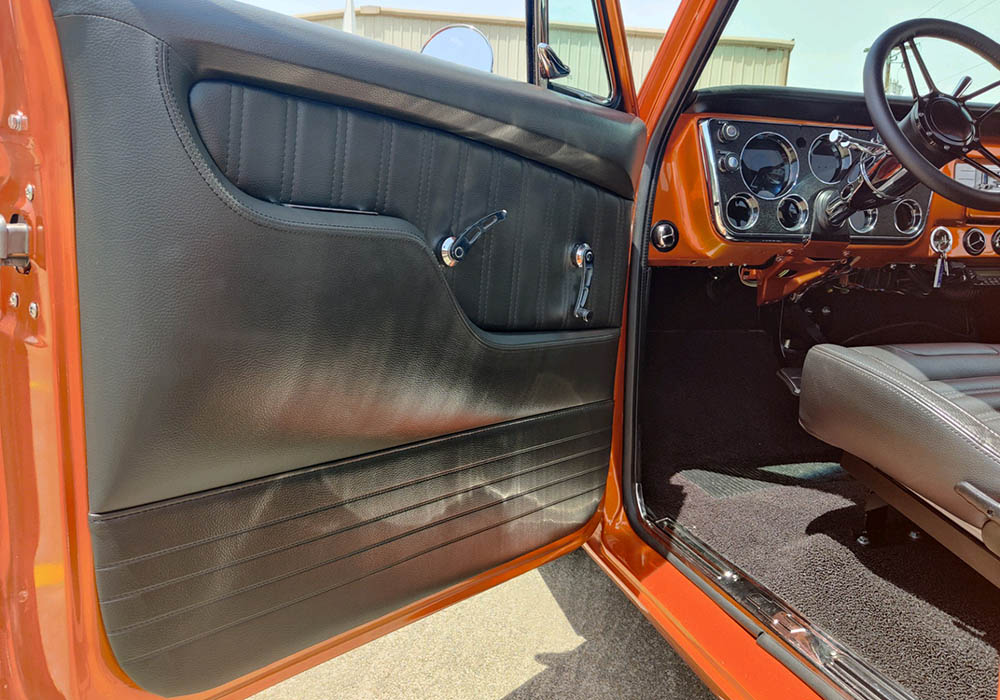 14th Image of a 1968 CHEVROLET C10