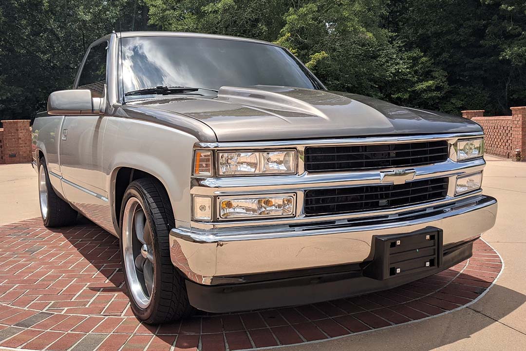 2nd Image of a 1988 CHEVROLET C1500