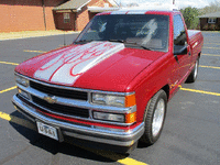 Image 2 of 32 of a 1992 CHEVROLET 1500