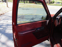 Image 10 of 32 of a 1992 CHEVROLET 1500