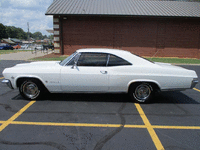 Image 5 of 40 of a 1965 CHEVROLET IMPALA