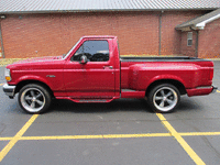 Image 7 of 22 of a 1992 FORD F150