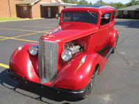 Image 2 of 27 of a 1934 PONTIAC SILVER STREAK