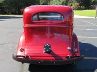 Image 8 of 27 of a 1934 PONTIAC SILVER STREAK