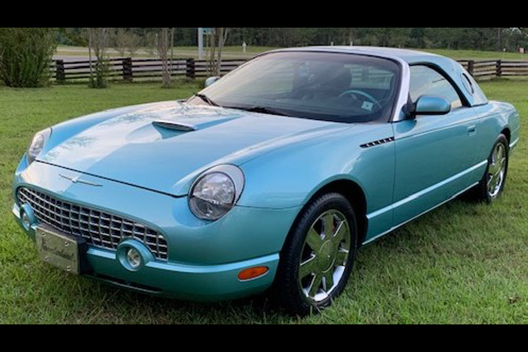 2nd Image of a 2002 FORD THUNDERBIRD