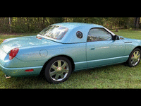 Image 4 of 11 of a 2002 FORD THUNDERBIRD