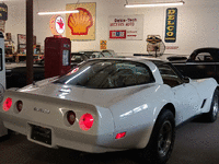 Image 5 of 11 of a 1980 CHEVROLET CORVETTE