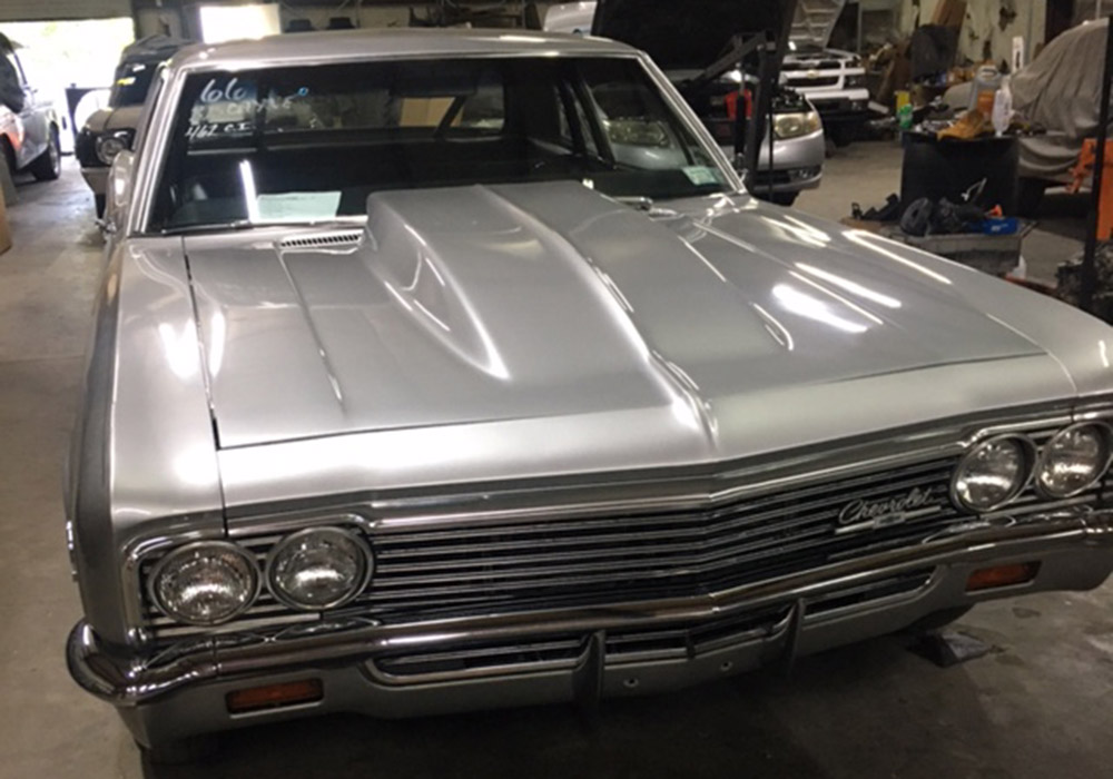 2nd Image of a 1966 CHEVROLET BISCAYNE