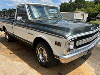 Image 2 of 6 of a 1971 CHEVROLET C10
