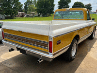 Image 4 of 6 of a 1972 CHEVROLET CHEYENNE SUPER