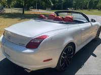 Image 4 of 11 of a 2007 LEXUS SC 430