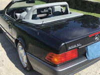 Image 6 of 11 of a 1992 MERCEDES-BENZ 500SL
