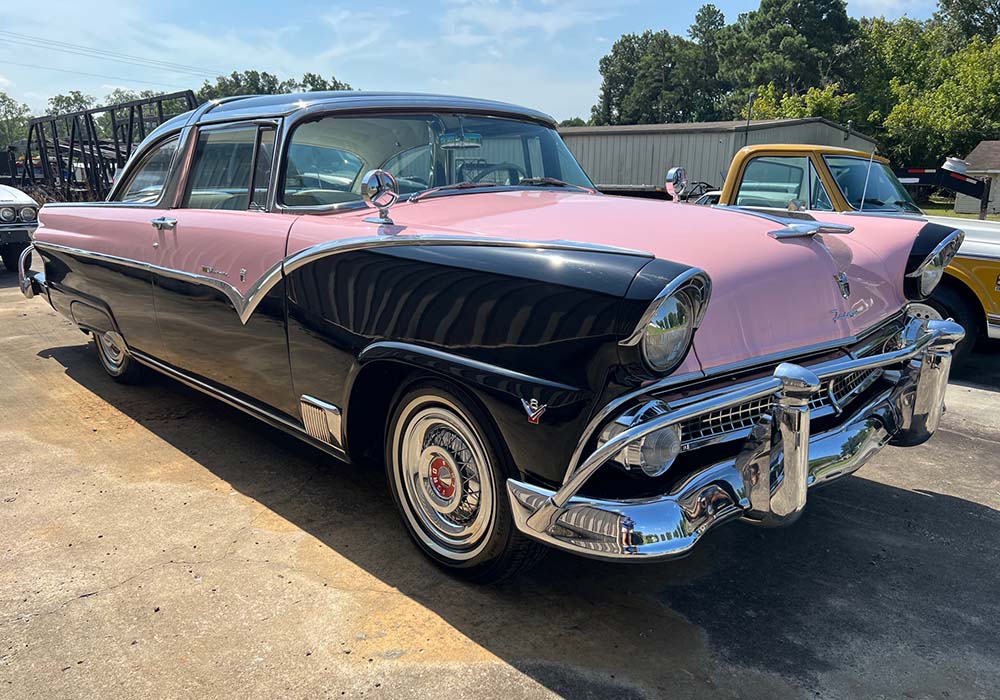 1st Image of a 1955 FORD CROWN VICTORIA