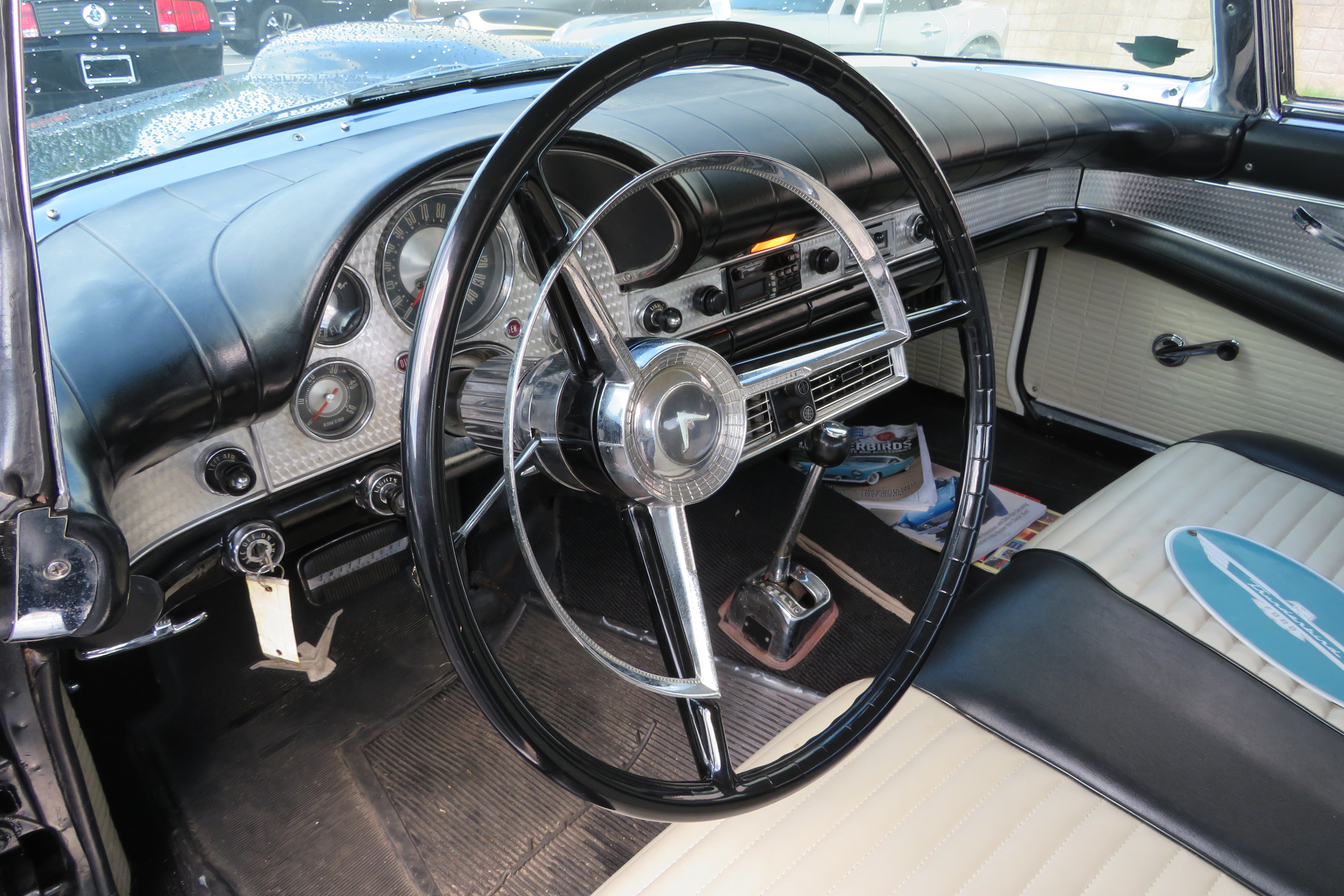 5th Image of a 1957 FORD THUNDERBIRD