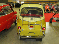Image 12 of 13 of a 1958 BMW ISETTA