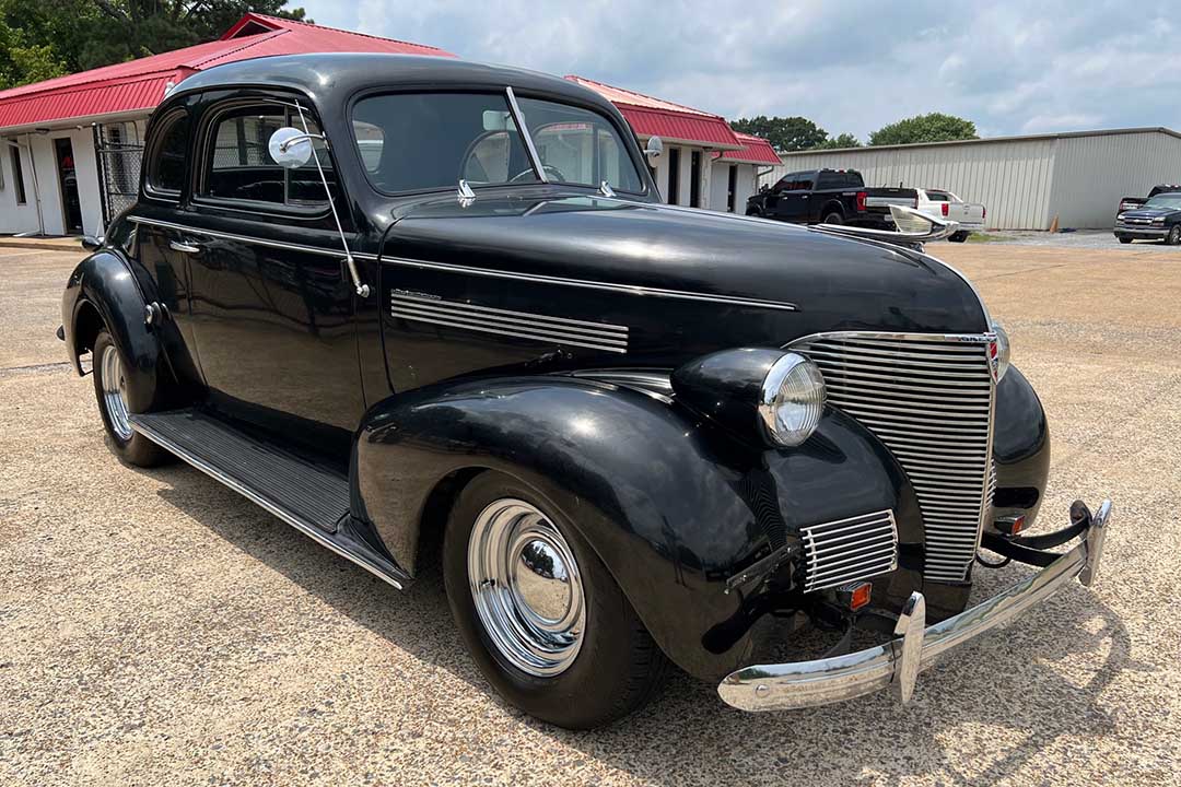 1st Image of a 1939 CHEVROLET MASTER DELUXE