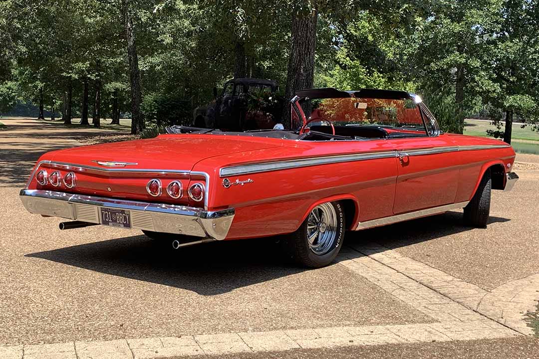 4th Image of a 1962 CHEVROLET IMPALA SS