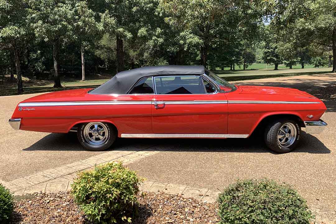 7th Image of a 1962 CHEVROLET IMPALA SS