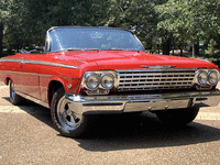 Image 2 of 14 of a 1962 CHEVROLET IMPALA SS