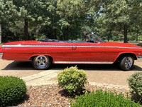 Image 7 of 14 of a 1962 CHEVROLET IMPALA SS