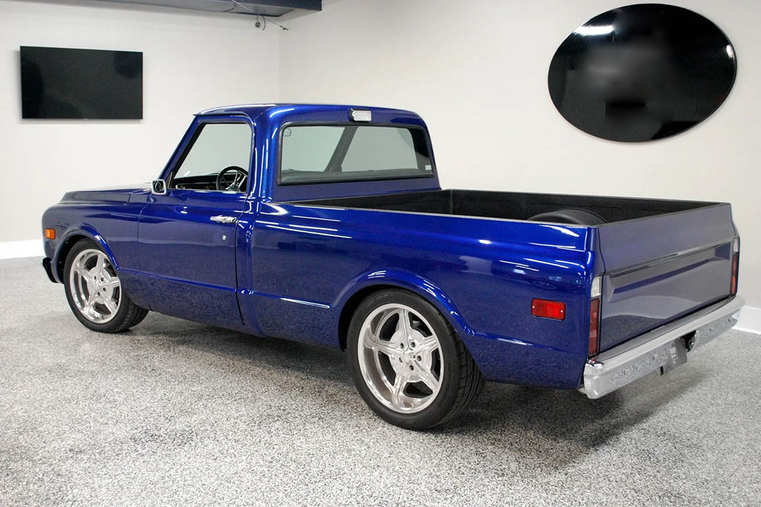 1st Image of a 1972 CHEVROLET C10