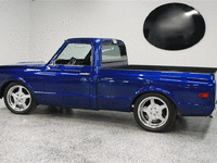 Image 3 of 9 of a 1972 CHEVROLET C10