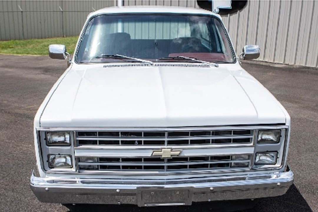 5th Image of a 1982 CHEVROLET BLAZER 1/2 TON; K5