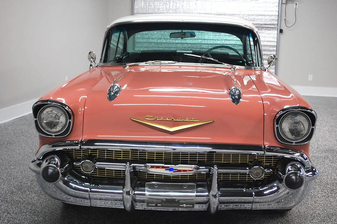 3rd Image of a 1957 CHEVROLET BELAIR