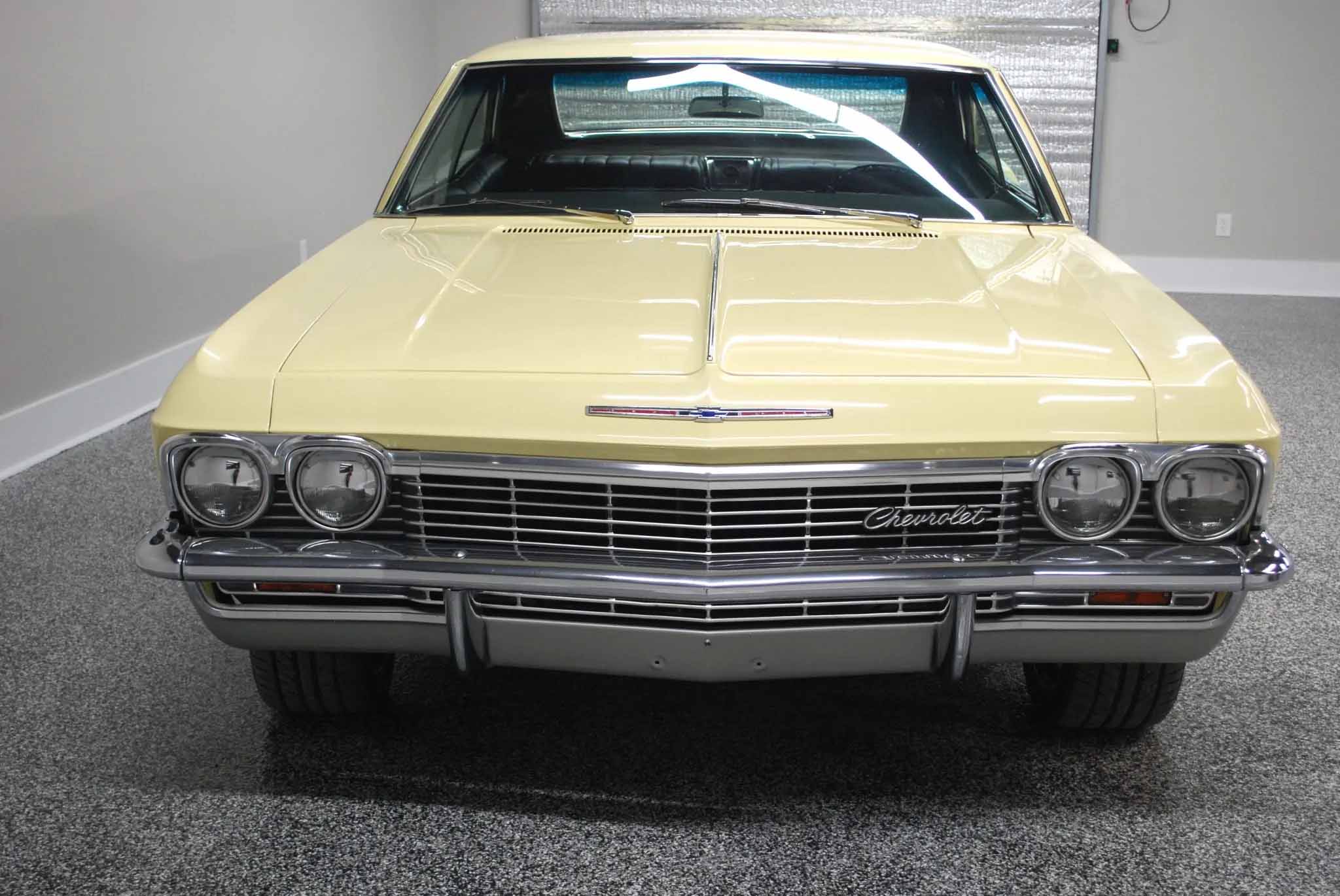 2nd Image of a 1965 CHEVROLET IMPALA