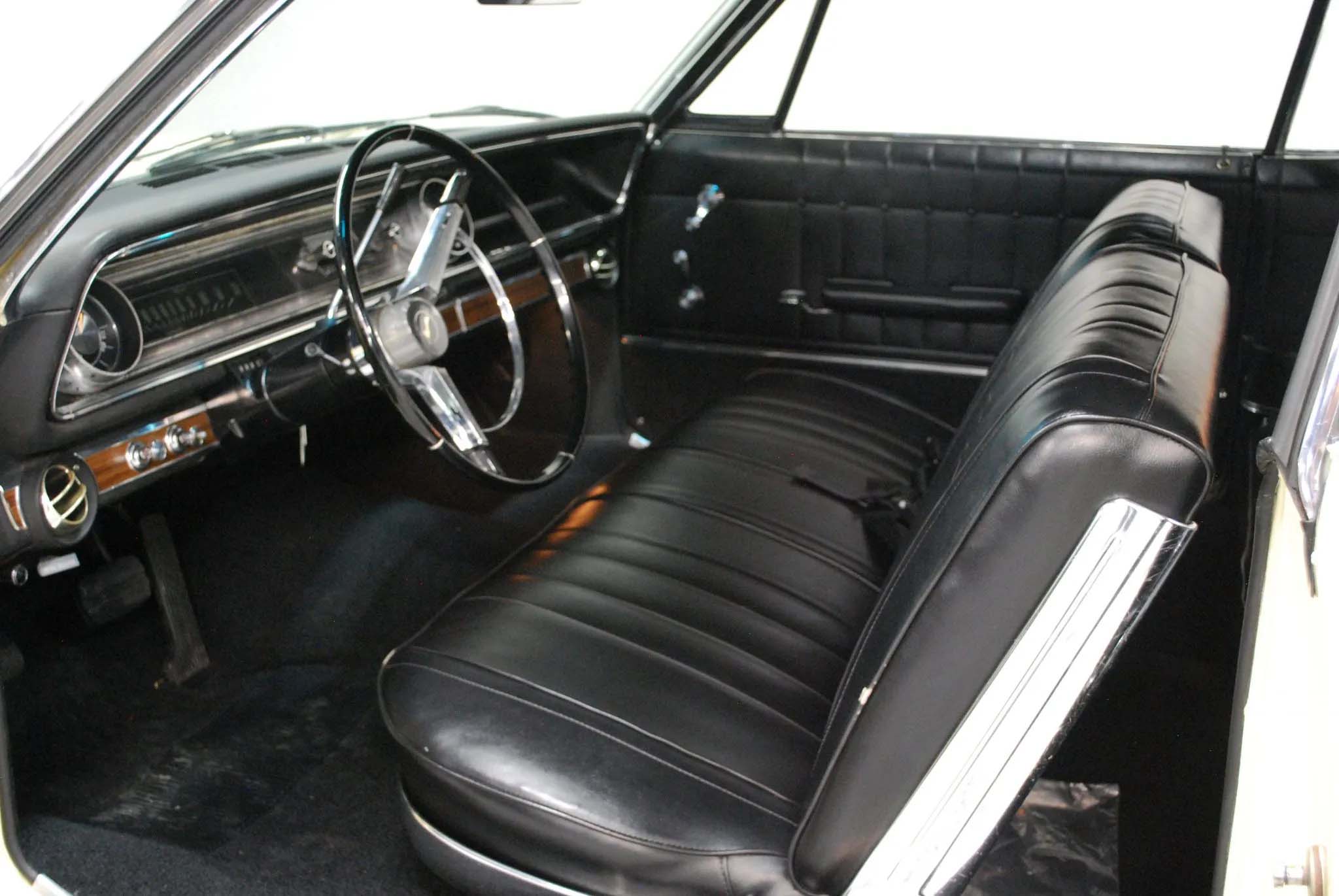 5th Image of a 1965 CHEVROLET IMPALA