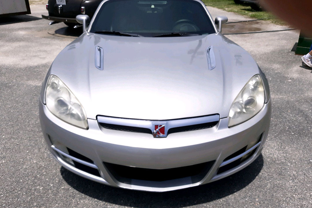 2nd Image of a 2008 SATURN SKY
