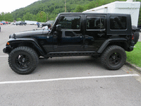 Image 3 of 15 of a 2010 JEEP WRANGLER UNLIMITED