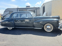 Image 11 of 31 of a 1947 LINCOLN CONTINENTAL