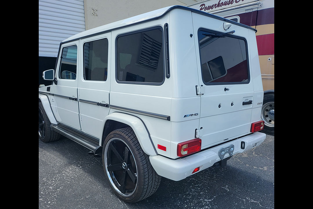 5th Image of a 2017 MERCEDES-BENZ G-CLASS G63 AMG