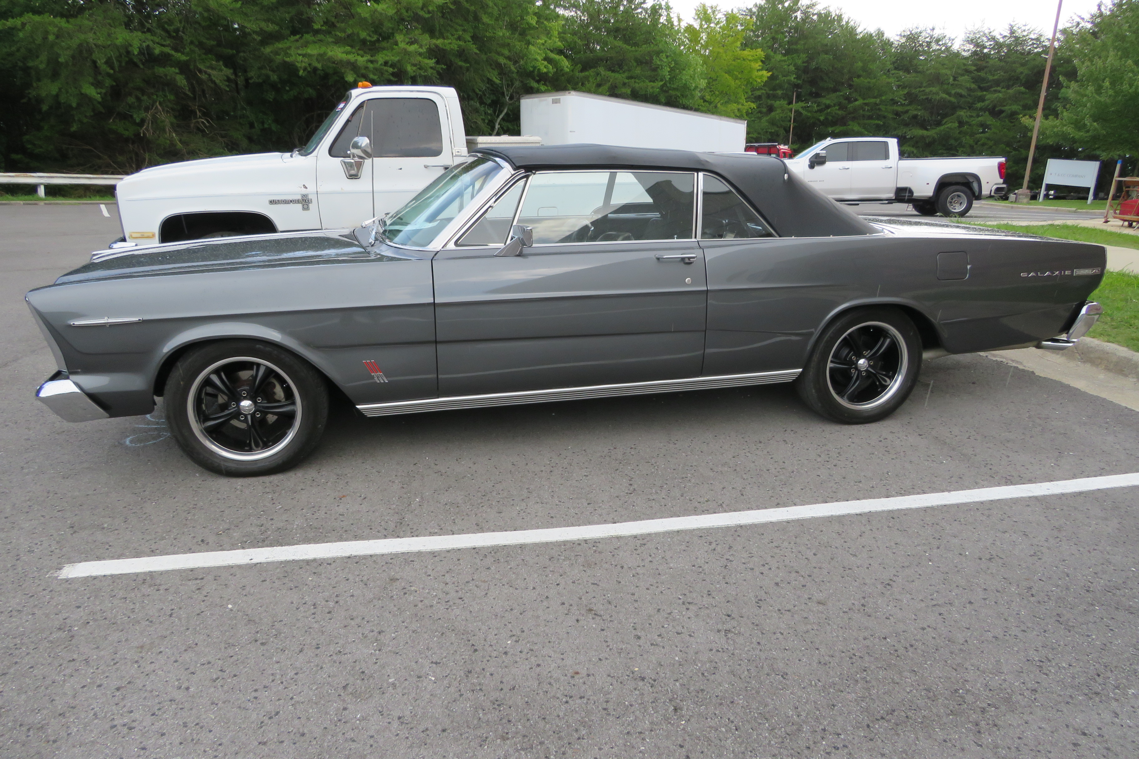 2nd Image of a 1966 FORD GALAXIE