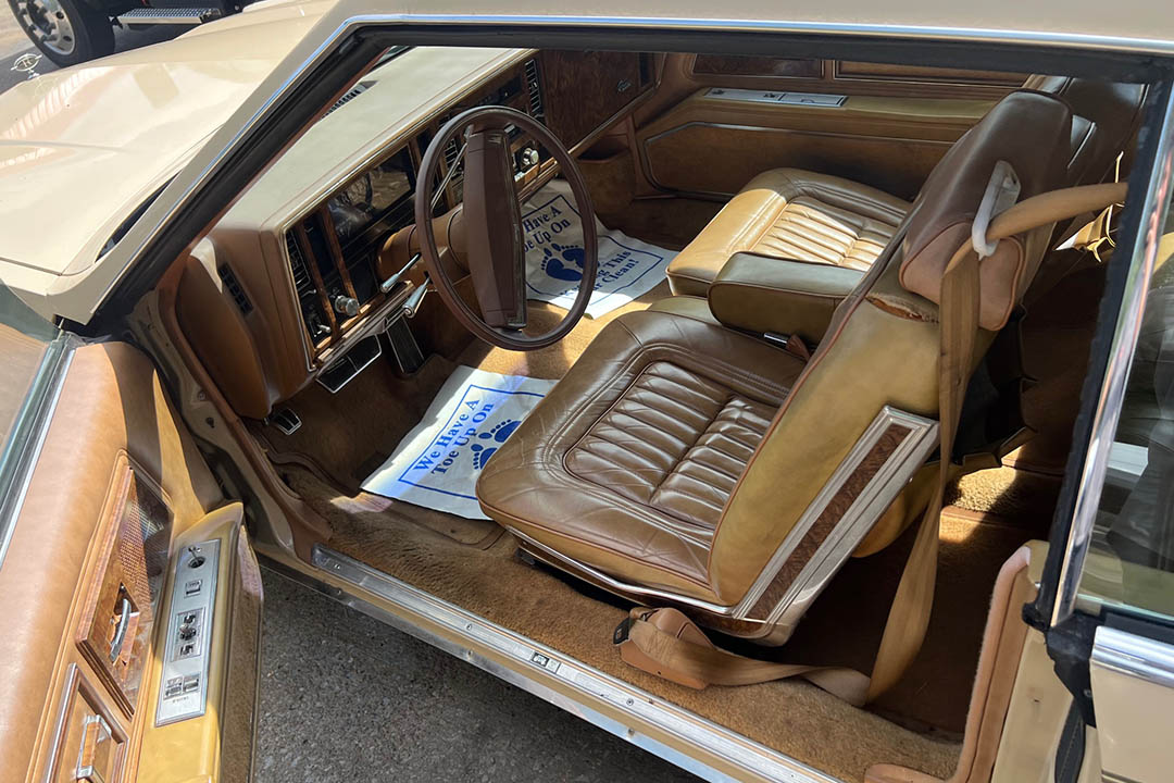 4th Image of a 1979 BUICK RIVIERA