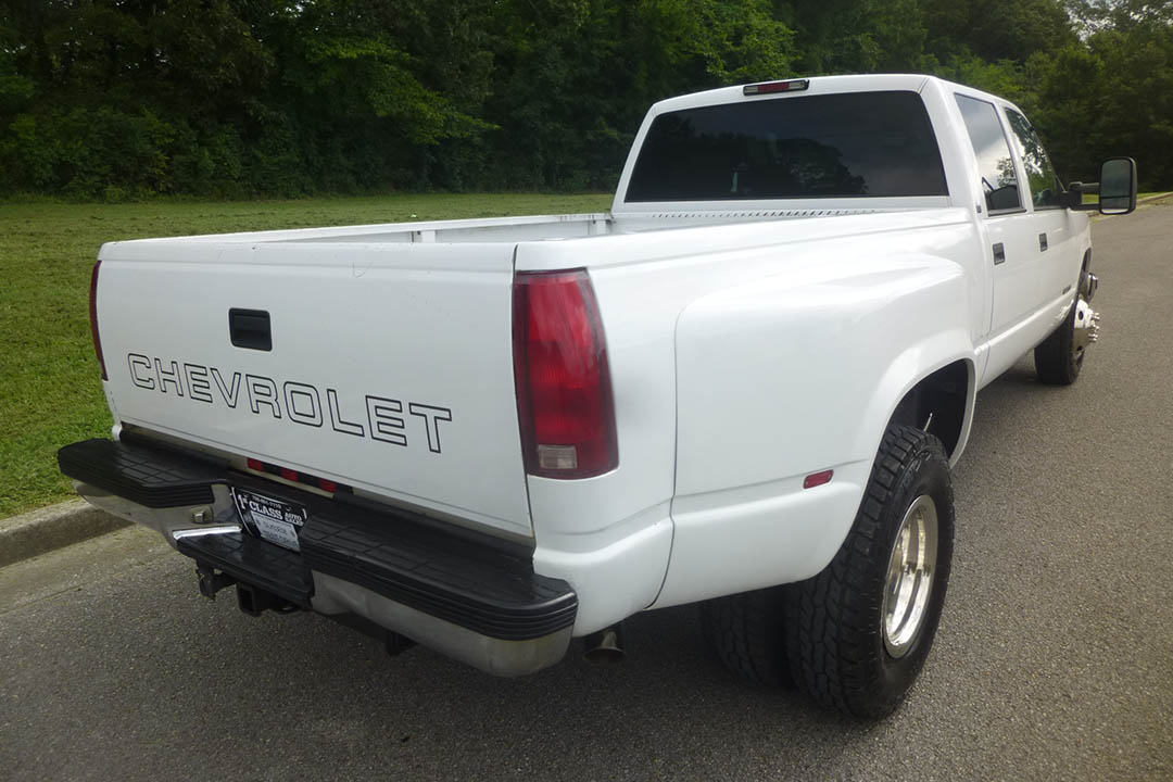 2nd Image of a 2000 CHEVROLET C3500