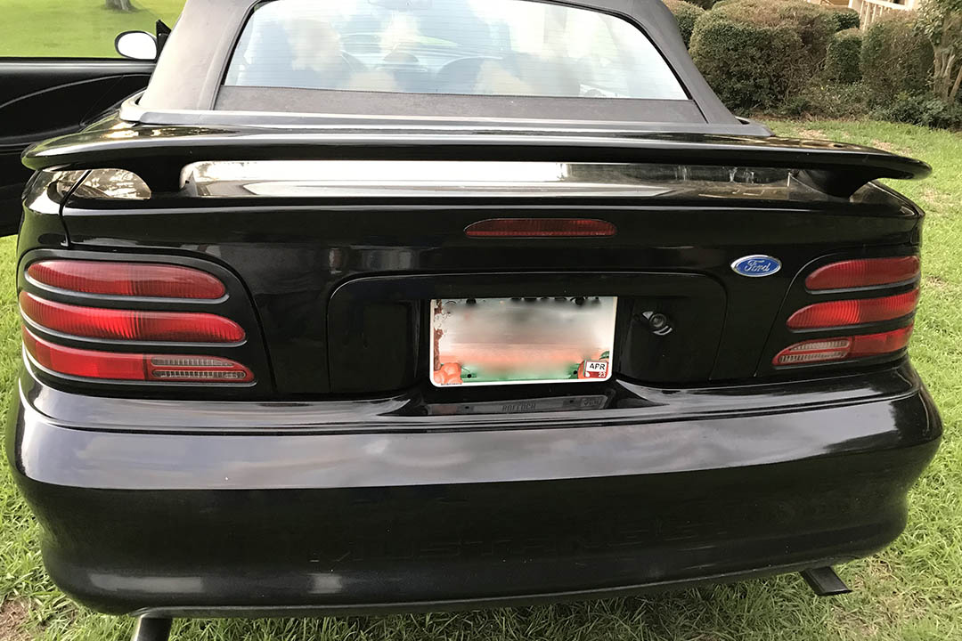 2nd Image of a 1994 FORD MUSTANG GT