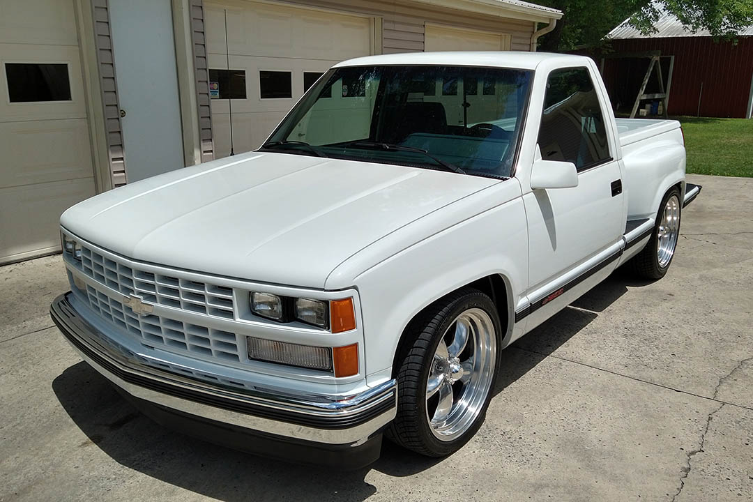 1st Image of a 1989 CHEVROLET C1500