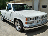 Image 1 of 25 of a 1989 CHEVROLET C1500