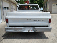 Image 8 of 15 of a 1985 CHEVROLET C10