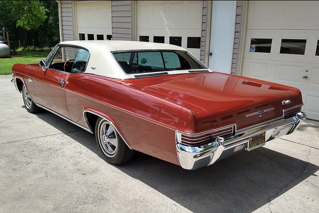 2nd Image of a 1966 CHEVROLET CAPRICE