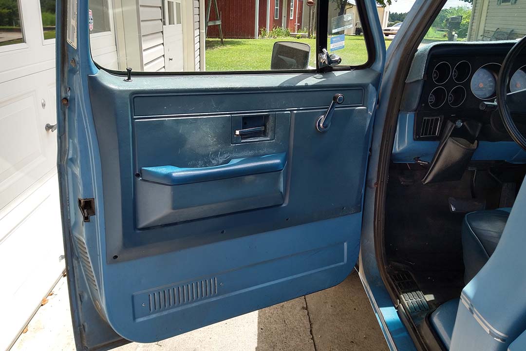 8th Image of a 1986 CHEVROLET C10