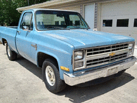 Image 1 of 18 of a 1986 CHEVROLET C10