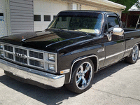 Image 2 of 10 of a 1984 GMC C1500