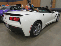 Image 11 of 14 of a 2017 CHEVROLET CORVETTE STINGRAY PREFERRED 2LT